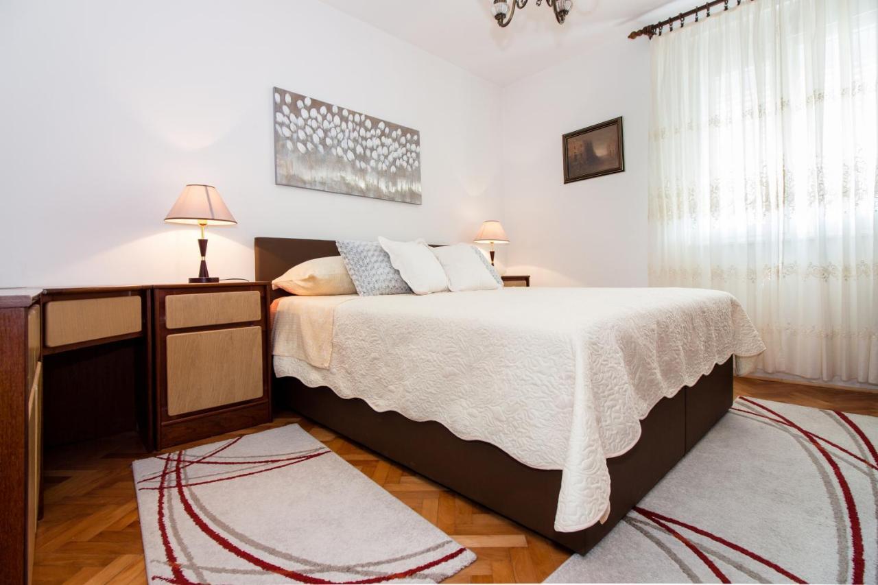 Apartment Gordana สปลิท ภายนอก รูปภาพ